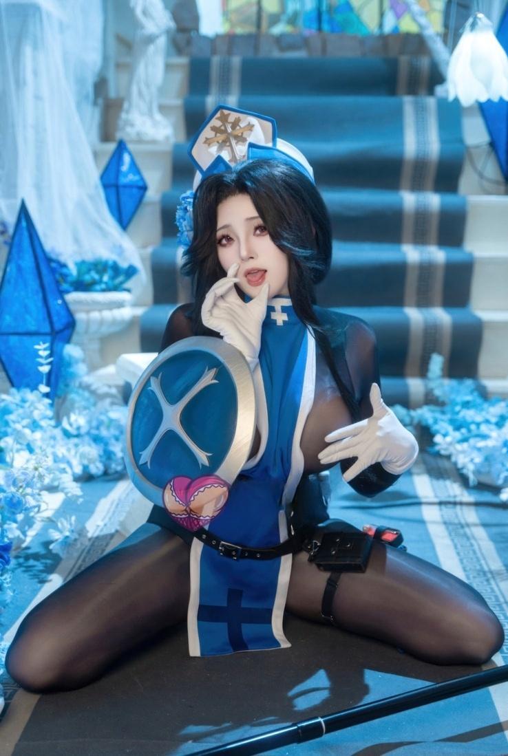 Natsuko夏夏子 – NIKKE胜利女神 梅登·冰玫瑰-精美作品
